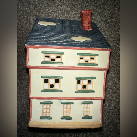 DICKENS COLLECTABLES HOLIDAY EXPRESSIONS 1991 PORCELAIN HAND PAINTED TAVERN - Picture 3 of 7